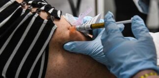 Aprueban tratamiento Ronapreve para enfermos de COVID-19 menos graves en Suiza