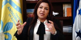 Marlene Alvarenga denuncia que el CNE es cómplice de «fraude» a nivel de diputados