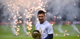 Messi comparte el Balón de Oro con la fición del PSG