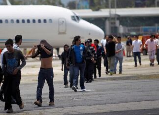 Un promedio de 50 hondureños han sido deportados a diario en enero