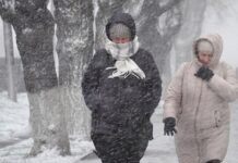 Moscú sufre la mayor nevada al comienzo del invierno en 72 años