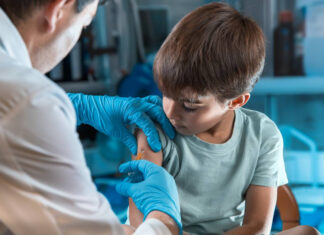 España se suma a la vacunación de menores de 12 años