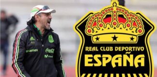 El entrenador mexicano ‘Potro’ Gutiérrez renueva su contrato con Real España