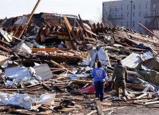 El peligro de tornados se mantiene en EE.UU. tras más de 70 muertes en Kentucky