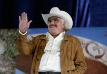Vicente Fernández sigue en estado crítico y con pronóstico reservado