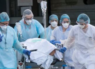 Confirman la primera muerte por la variante ómicron en Reino Unido