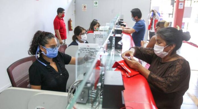La CNBS otorga un mes a bancos para implementar medidas que favorecen a los usuarios