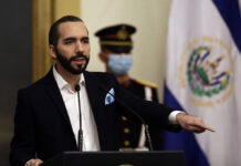 El presidente salvadoreño señala a EE.UU. de «aliarse» con la oposición