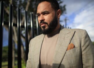 Declaran culpable a Raphy Pina por posesión ilegal de armas