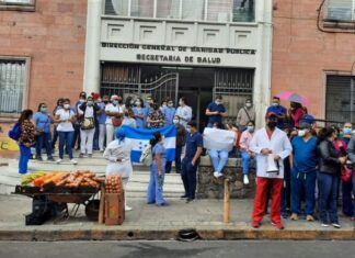 Enfermeras a reunión de emergencia por incumplimientos de acuerdos del gobierno