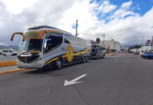 Trasladan de manera gratuita a los pasajeros que van hasta la terminal aérea de Palmerola