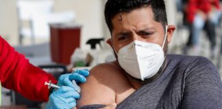 La mejor protección contra ómicron es dosis de refuerzo, según estudios