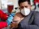 La mejor protección contra ómicron es dosis de refuerzo, según estudios