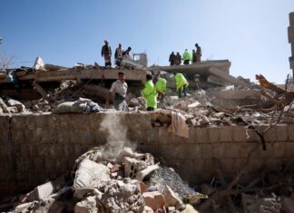 Decenas de muertos en un nuevo ataque contra un bastión rebelde en el Yemen