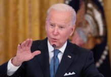 Biden llama «estúpido» e insulta a un periodista de Fox News