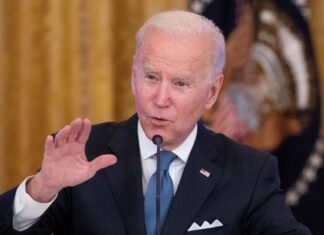 Biden llama «estúpido» e insulta a un periodista de Fox News