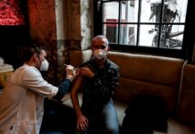 La incidencia por Covid sube en Alemania, que aún arrastra desfase de datos