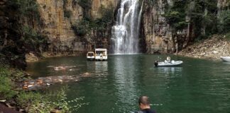 VIDEO: Cinco muertos y 20 desaparecidos al caerse una enorme pared rocosa en Brasil