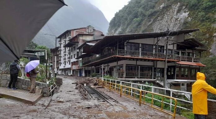 El pueblo de Machu Picchu queda inundado tras desbordarse un río en Perú
