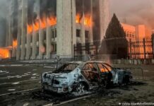 Rusia y aliados despliegan tropas para sofocar los disturbios en Kazajistán