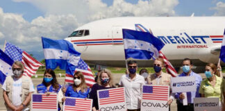 EE. UU. seguirá donando vacunas y dinero a Honduras para mejorar el sistema de salud, dice Kamala Harris