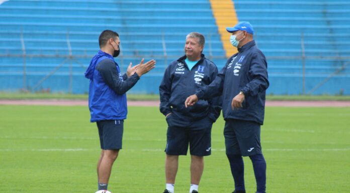 El Bolillo Gómez pide a la afición hondureña seguir apoyando a la Selección pese a los resultados