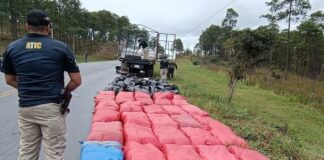 Detienen a tres miembros de las FFAA cuando transportaban 59 sacos de supuesta marihuana