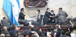 Este lunes se podría anunciar el fin de la crisis en  el Congreso Nacional de Honduras