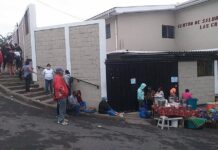 Tomados centros de Salud Alonzo Suazo y Las Crucitas