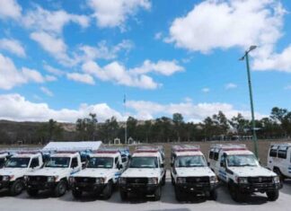 Gobierno entrega 47 nuevas ambulancias para fortalecer la red primaria de salud