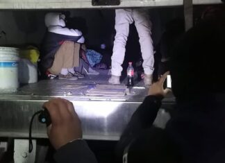 Al menos 15 de 65 migrantes hacinados en un tráiler en norte de México son hondureños