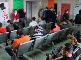 Derechohabientes denuncian caos total en el IHSS: “Es una burla, no hay atención y seguimos pagando”