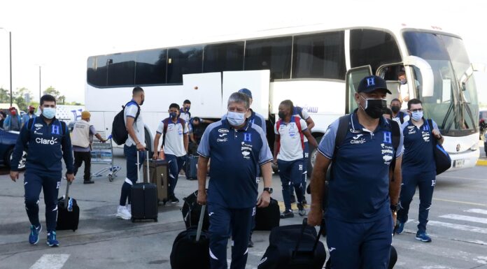 La selección de Honduras está lista para jugar contra Colombia este domingo