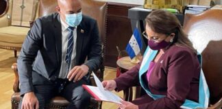 Venezuela da por restablecidas las relaciones diplomáticas con Honduras