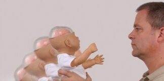 Francia lanza una dura campaña para alertar del peligro de zarandear a bebés