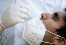 La BA.2, una versión de ómicron algo más contagiosa que no escapa a las vacunas