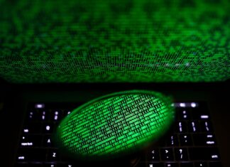 EE. UU. acusa a Rusia de los ciberataques que Ucrania sufrió esta semana