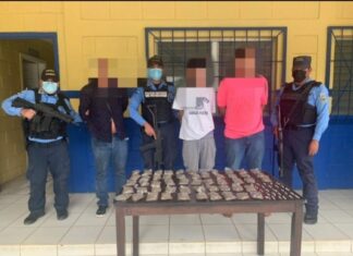 Arrestan a dos supuestos miembros de «Los Olanchanos» con 33 kilos de marihuana