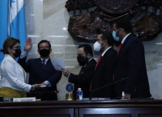 Junta directiva de Luis Redondo, juramentó a nuevo procurador y subprocurador