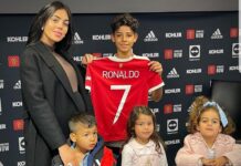 Hijo de Cristiano Ronaldo es presentado por el Manchester United