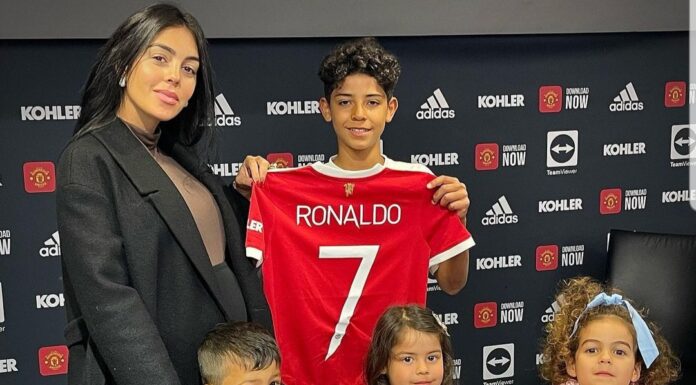 Hijo de Cristiano Ronaldo es presentado por el Manchester United