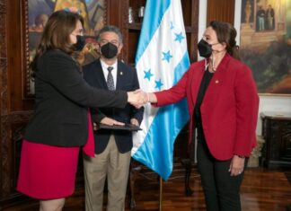 Juramentan a Julissa Villanueva como Subsecretaria de Seguridad