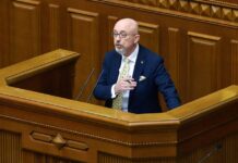 El ministro de Defensa de Ucrania asegura que no hay motivos para imponer la ley marcial en ese país