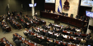 Parlamento hondureño normaliza sesiones tras superar crisis de dos directivas