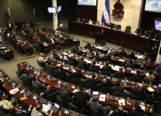 Parlamento hondureño normaliza sesiones tras superar crisis de dos directivas