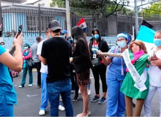 Ministro de salud no negociará con el personal mientras no regresen a trabajar