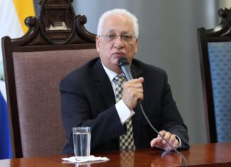 El rector de la UNAH, Francisco Herrera, reitera que eliminar la PAA no es una opción