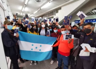 Grupo de hondureños viajan para trabajar legalmente en España