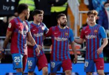 Con un doblete de Aubameyang el Barcelona golea 4-1 al Valencia