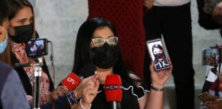 Empleada del Congreso Nacional denunció que las nuevas autoridades del Legislativo la sacaron de su oficina sin previo aviso